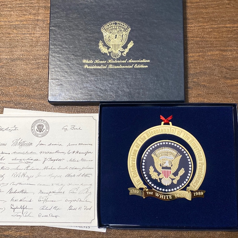 NWT White House Christmas Ornament: Celebration of Bicentennial of US Presidency